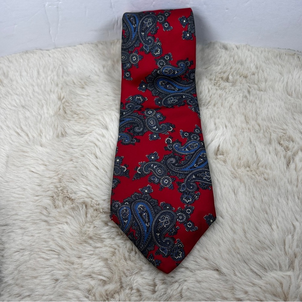 Van Heusen Red and Blue Paisley Tie
